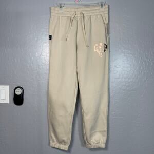 Gap × Disney Minnie Mouse Logo Joggers, Bedrock Beige, S 814022